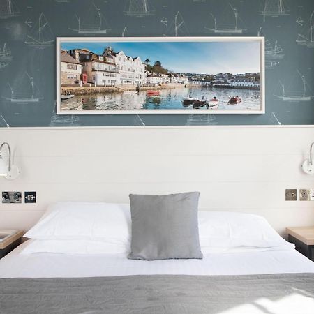 Ship And Castle Hotel Saint Mawes Buitenkant foto