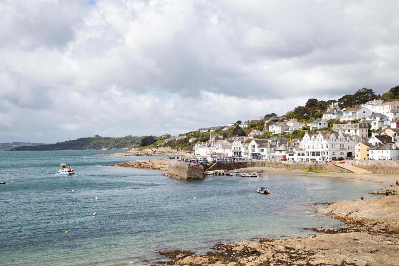 Ship And Castle Hotel Saint Mawes Buitenkant foto