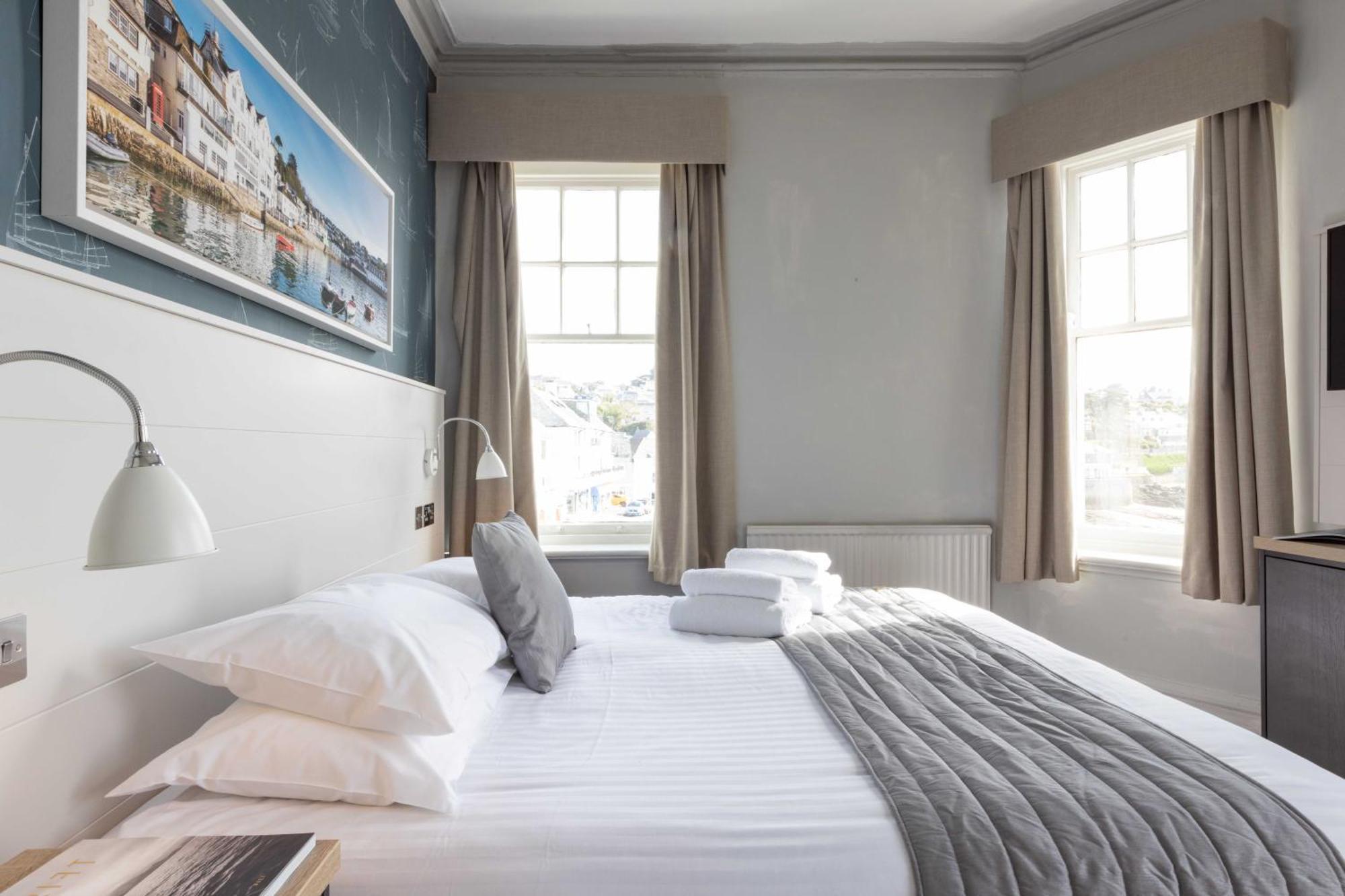 Ship And Castle Hotel Saint Mawes Buitenkant foto